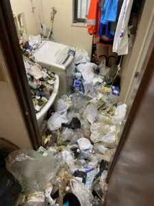 島根県松江市で洗面所周りのゴミ屋敷片付け
