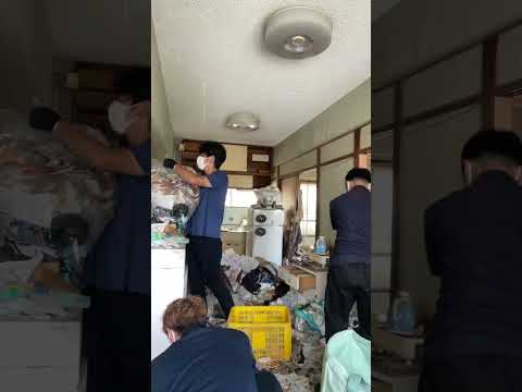床が見えなくなったゴミ屋敷お片付け#ゴミ屋敷#遺品誠意TSUNAGU#ゴミ屋敷片付けのひなた清掃