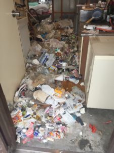 山口市でゴミ部屋の片付けとお掃除